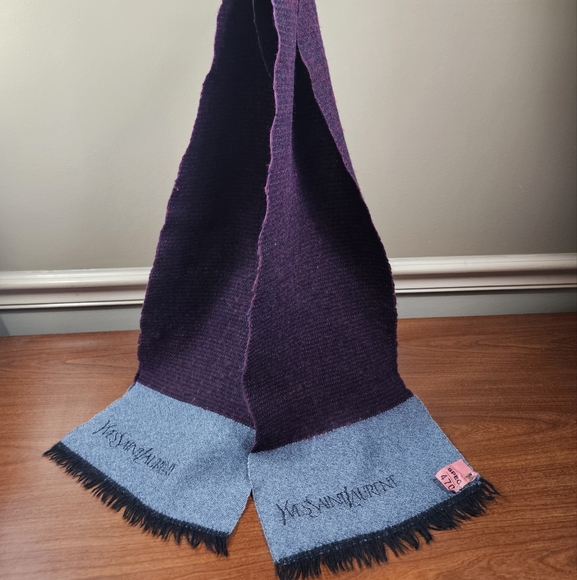 Yves Saint Laurent 100% Wool Two Colors Scarf - Picture 3 of 7